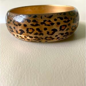NEW CHEETAH PRINT BANGLE BRACELET